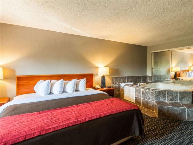 Quality Inn Solomons - Beacon Marina Εξωτερικό φωτογραφία